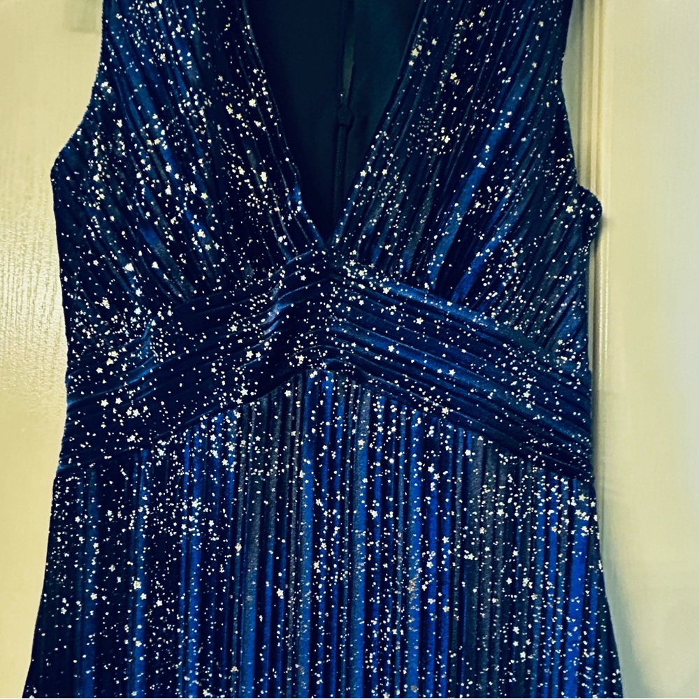 BCBGeneration Navy , Velvety dress with gold speckle & stars. Sz 0 - Picture 2 of 6